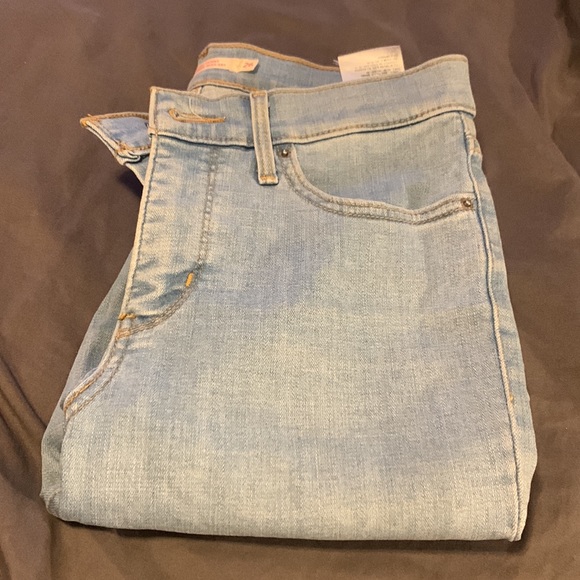 LEVI’S SKINNY JEANS - Picture 7 of 7